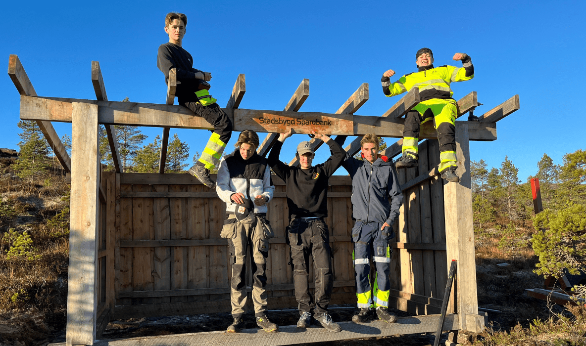 Gapahuken opp mot Blåheia